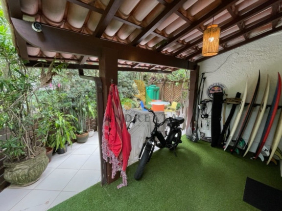 Imagem Casa de Condomínio com 4 Quartos à Venda, 157 m² em Barra Da Tijuca - Rio De Janeiro Imagem Casa de Condomínio com 4 Quartos à Venda, 157 m² em Barra Da Tijuca - Rio De Janeiro