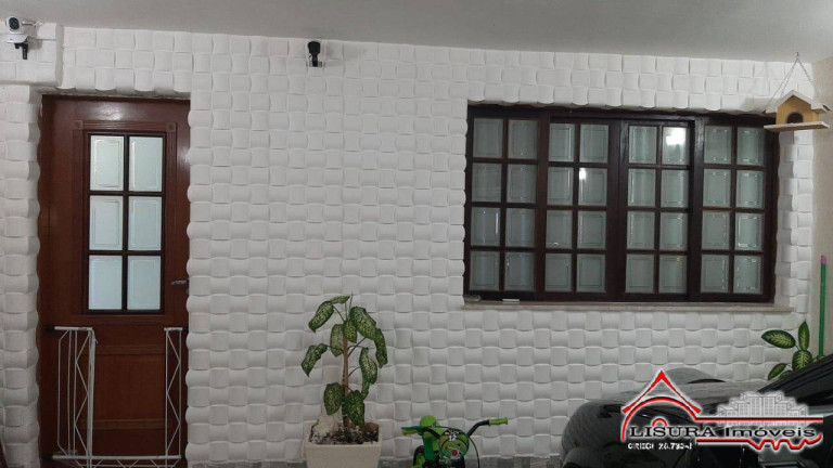 Casa com 2 Quartos à Venda, 99 m² em Centro - Jacareí