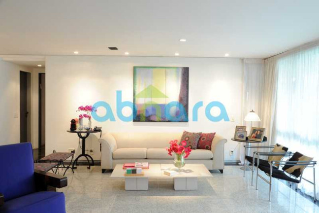 Imagem Cobertura com 4 Quartos à Venda, 560 m² em Leblon - Rio De Janeiro Imagem Cobertura com 4 Quartos à Venda, 560 m² em Leblon - Rio De Janeiro