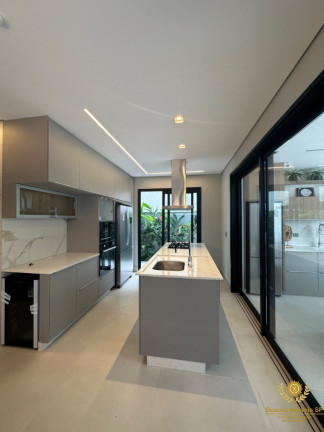 Imagem Sobrado com 6 Quartos à Venda, 391 m² em Riviera - Bertioga Imagem Sobrado com 6 Quartos à Venda, 391 m² em Riviera - Bertioga