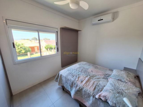 Imagem Imóvel com 3 Quartos à Venda, 100 m² em Centro - Xangri-lá