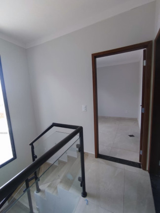 Imagem Casa com 4 Quartos à Venda, 123 m² em Horto Florestal - Sorocaba Imagem Casa com 4 Quartos à Venda, 123 m² em Horto Florestal - Sorocaba