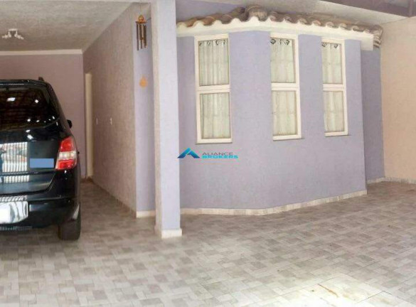 Casa com 3 Quartos à Venda, 224 m² em Horto Santo Antonio - Jundiaí