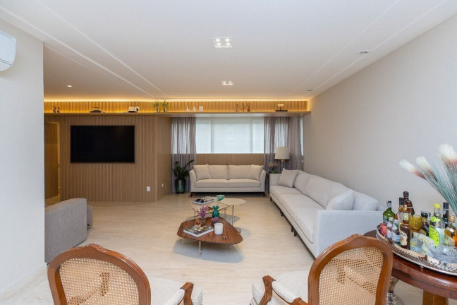 Imagem Apartamento com 3 Quartos à Venda, 235 m² em Vila Suzana - São Paulo Imagem Apartamento com 3 Quartos à Venda, 235 m² em Vila Suzana - São Paulo