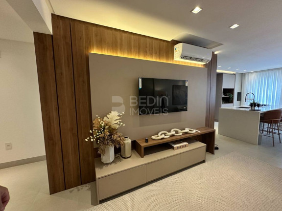 Imagem Apartamento com 3 Quartos à Venda, 132 m² em Centro - Balneário Camboriú Imagem Apartamento com 3 Quartos à Venda, 132 m² em Centro - Balneário Camboriú