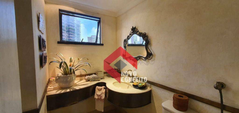 Imagem Apartamento com 5 Quartos à Venda, 340 m² em Meireles - Fortaleza Imagem Apartamento com 5 Quartos à Venda, 340 m² em Meireles - Fortaleza