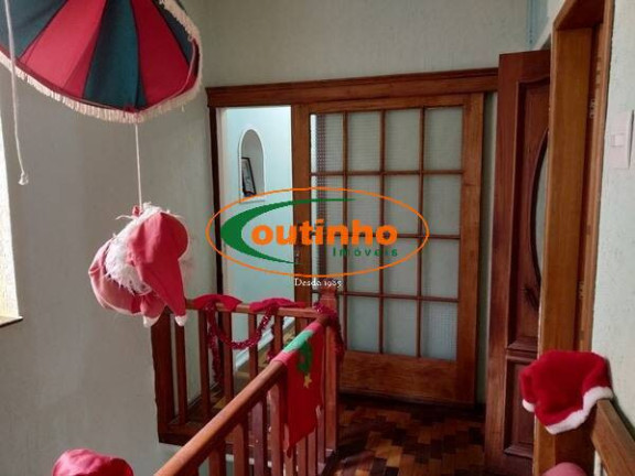Imagem Apartamento com 4 Quartos à Venda, 135 m² em Tijuca - Rio De Janeiro Imagem Apartamento com 4 Quartos à Venda, 135 m² em Tijuca - Rio De Janeiro