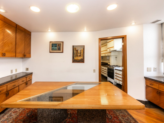 Imagem Apartamento com 3 Quartos à Venda, 217 m² em Jardim Europa - São Paulo Imagem Apartamento com 3 Quartos à Venda, 217 m² em Jardim Europa - São Paulo