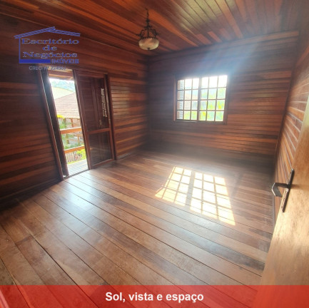 Imagem Casa com 3 Quartos à Venda, 200 m² em Vila Nova - Porto Alegre Imagem Casa com 3 Quartos à Venda, 200 m² em Vila Nova - Porto Alegre