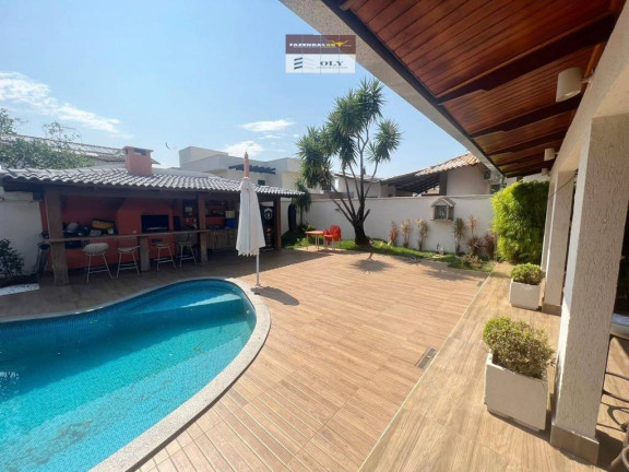 Imagem Casa de Condomínio com 3 Quartos à Venda, 247 m² em Jardins Madri - Goiânia