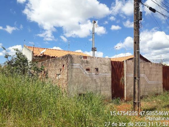 Imagem Casa com 2 Quartos à Venda, 300 m² em Jardim Das Palmeiras - Planaltina Imagem Casa com 2 Quartos à Venda, 300 m² em Jardim Das Palmeiras - Planaltina