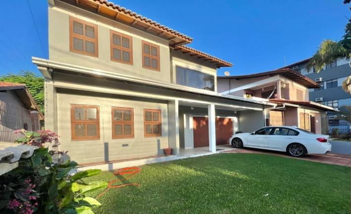 Imagem Casa com 3 Quartos à Venda, 258 m² em Zona Nova - Capão Da Canoa
