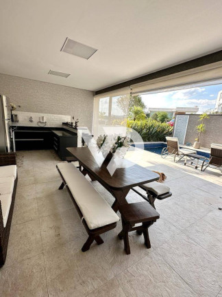 Imagem Casa com 3 Quartos à Venda, 400 m² em Tamboré - Santana De Parnaíba Imagem Casa com 3 Quartos à Venda, 400 m² em Tamboré - Santana De Parnaíba