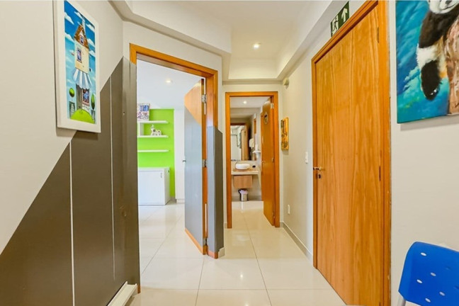 Imagem Sala Comercial à Venda, 34 m² em Petrópolis - Porto Alegre Imagem Sala Comercial à Venda, 34 m² em Petrópolis - Porto Alegre