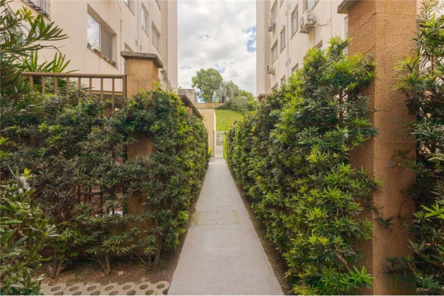 Imagem Imóvel com 2 Quartos à Venda, em Jardim Itu - Porto Alegre Imagem Imóvel com 2 Quartos à Venda, em Jardim Itu - Porto Alegre