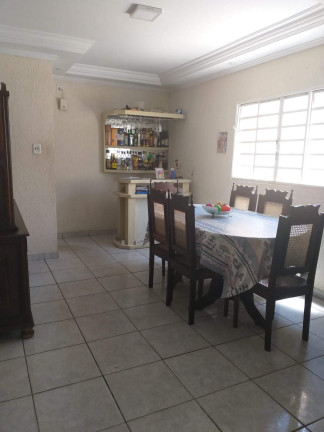 Imagem Casa com 4 Quartos à Venda, 339 m² em Jardim Santa Teresa - Mogi Das Cruzes Imagem Casa com 4 Quartos à Venda, 339 m² em Jardim Santa Teresa - Mogi Das Cruzes