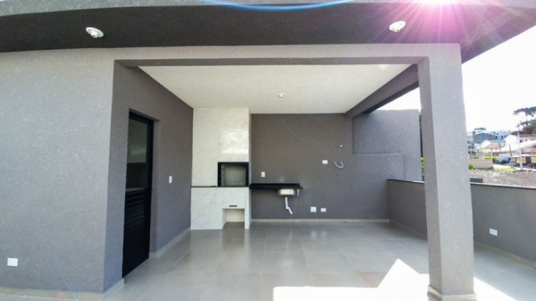 Imagem Casa com 3 Quartos à Venda, 163 m² em Uberaba - Curitiba