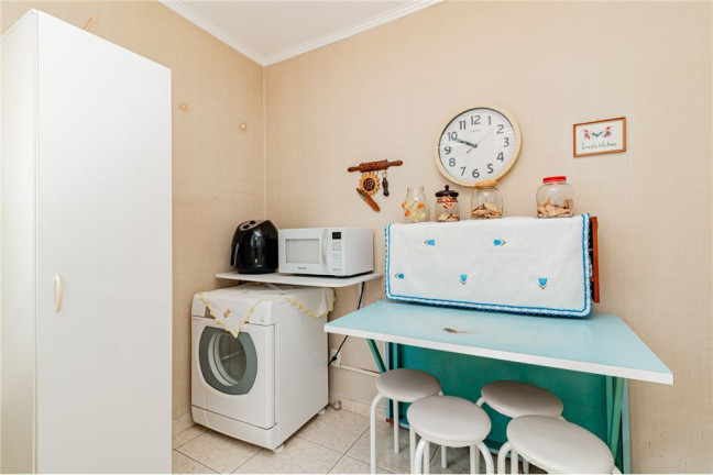 Imagem Imóvel com 2 Quartos à Venda, em Menino Deus - Porto Alegre Imagem Imóvel com 2 Quartos à Venda, em Menino Deus - Porto Alegre