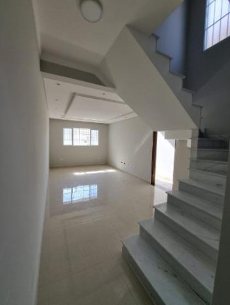 Imagem Sobrado com 6 Quartos à Venda, 115 m² em Jardim Planalto - Arujá Imagem Sobrado com 6 Quartos à Venda, 115 m² em Jardim Planalto - Arujá