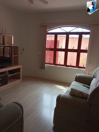 Imagem Casa com 2 Quartos à Venda, 200 m² em Jardim Lucila - Tatuí