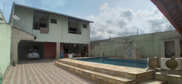 Sobrado com 5 Quartos à Venda, 257 m² em Tupy - Itanhaém