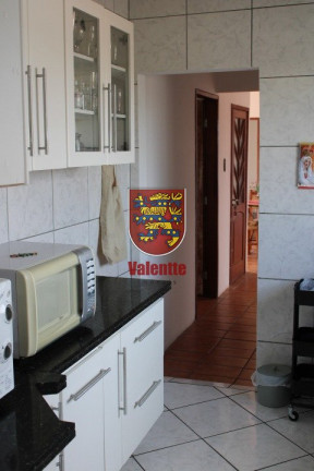 Imagem Casa com 6 Quartos à Venda, 246 m² em Coloninha - Florianópolis