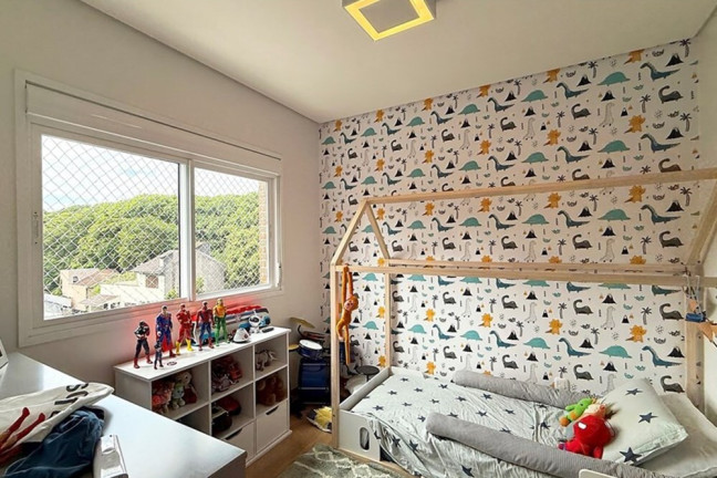 Imagem Imóvel com 3 Quartos à Venda, 104 m² em Petrópolis - Porto Alegre Imagem Imóvel com 3 Quartos à Venda, 104 m² em Petrópolis - Porto Alegre
