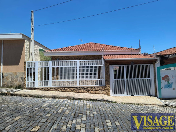 Casa com 3 Quartos à Venda,  em Centro - Jacareí