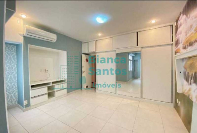 Imagem Apartamento com 3 Quartos à Venda, 210 m² em Copacabana - Rio De Janeiro Imagem Apartamento com 3 Quartos à Venda, 210 m² em Copacabana - Rio De Janeiro