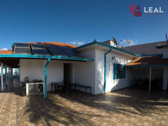 Casa com 4 Quartos à Venda, 700 m² em São Carlos - Pouso Alegre