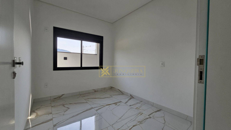 Imagem Casa com 3 Quartos à Venda, 112 m² em Potecas - São José