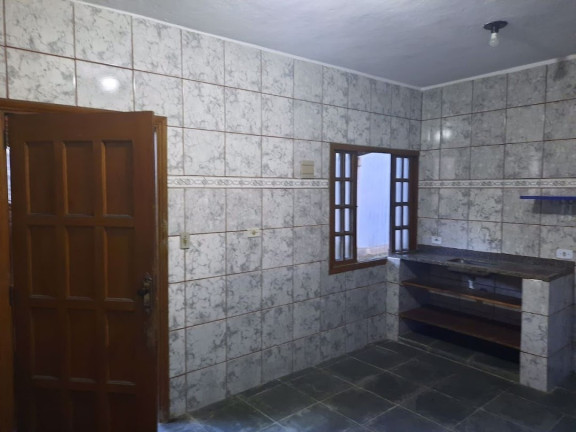 Sobrado com 4 Quartos à Venda, 236 m² em Jardim Ubatuba - Ubatuba