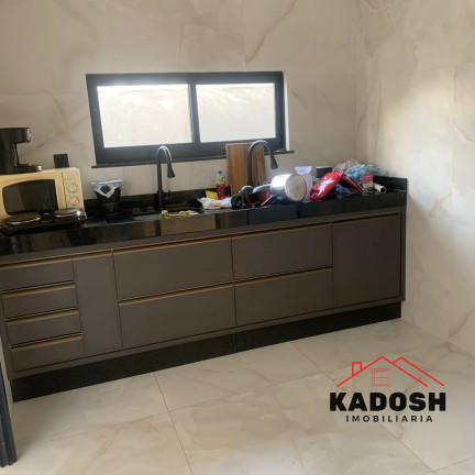 Imagem Casa com 4 Quartos à Venda, 300 m² em Papagaio - Feira De Santana