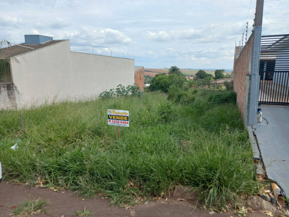 Terreno à Venda, 386 m² em Jardim Brasil  - Arapongas
