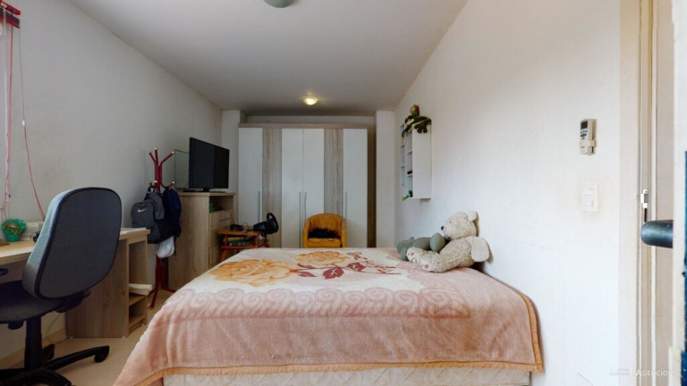 Imagem Imóvel com 3 Quartos à Venda,  em Campo Novo - Porto Alegre