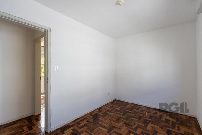 Imagem Imóvel com 3 Quartos à Venda, em Cristal - Porto Alegre Imagem Imóvel com 3 Quartos à Venda, em Cristal - Porto Alegre