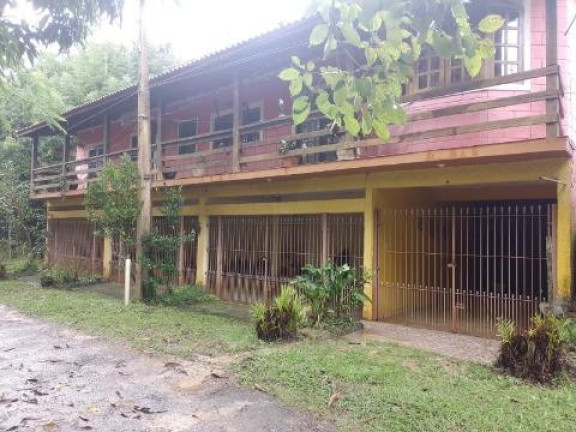 Imagem Imóvel com 3 Quartos à Venda, 220 m² em Pouso Alegre - Santa Isabel