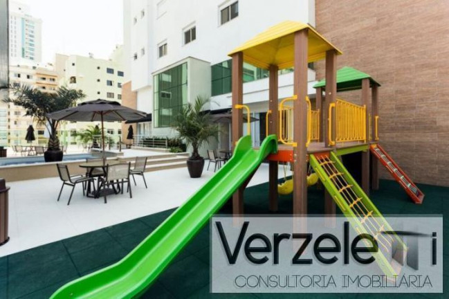 Imagem Apartamento com 3 Quartos à Venda, 129 m² em Centro - Balneário Camboriú Imagem Apartamento com 3 Quartos à Venda, 129 m² em Centro - Balneário Camboriú
