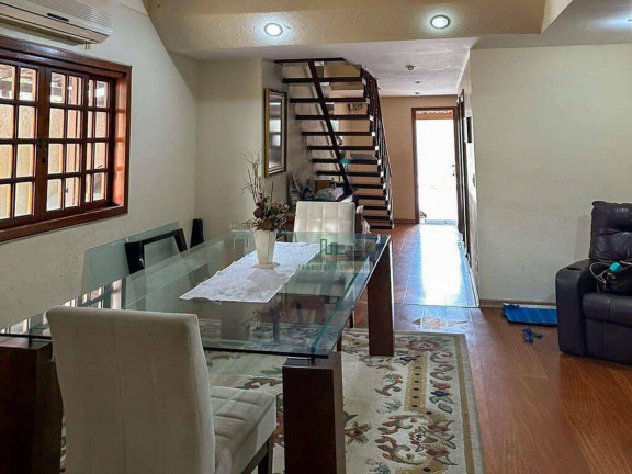 Imagem Casa com 3 Quartos à Venda, 302 m² em Piratininga - Niterói