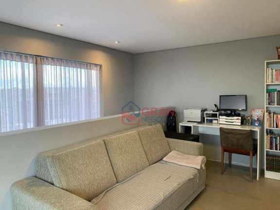 Imagem Casa com 3 Quartos à Venda, 282 m² em Santa Cândida - Curitiba Imagem Casa com 3 Quartos à Venda, 282 m² em Santa Cândida - Curitiba
