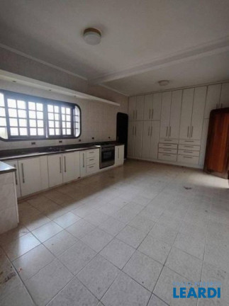 Imagem Sobrado com 4 Quartos à Venda, 382 m² em Vila Assunção - Santo André Imagem Sobrado com 4 Quartos à Venda, 382 m² em Vila Assunção - Santo André