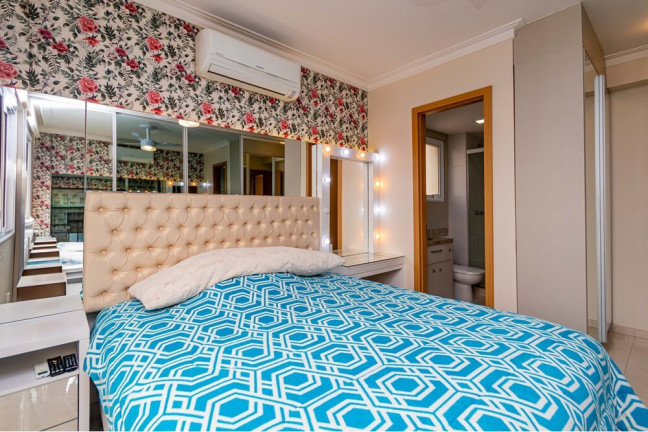 Imagem Apartamento com 3 Quartos à Venda, 82 m² em Passo Da Areia - Porto Alegre