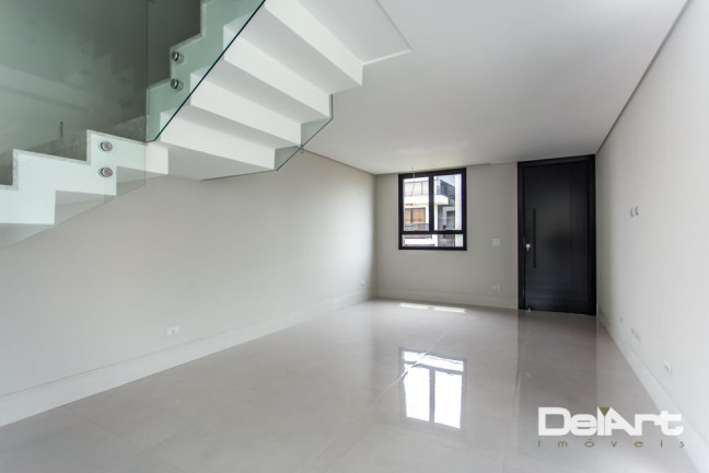Imagem Casa com 3 Quartos à Venda, 226 m² em Uberaba - Curitiba