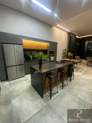 Imagem Casa com 3 Quartos à Venda, 184 m² em Centro - Campo Bom Imagem Casa com 3 Quartos à Venda, 184 m² em Centro - Campo Bom