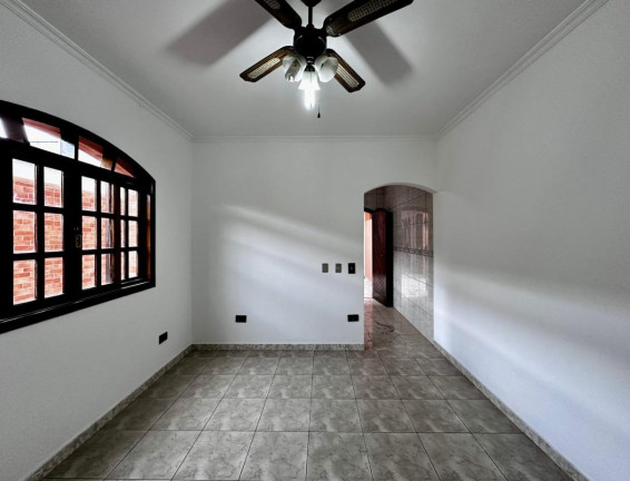 Imagem Sobrado com 3 Quartos à Venda, 192 m² em Jardim Dos Lagos - São Paulo