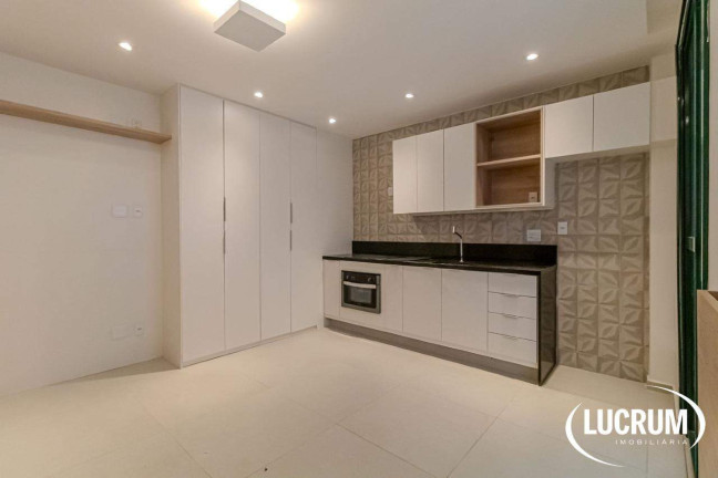Imagem Apartamento com 1 Quarto à Venda, 42 m² em Copacabana - Rio De Janeiro Imagem Apartamento com 1 Quarto à Venda, 42 m² em Copacabana - Rio De Janeiro