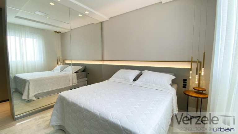 Imagem Apartamento com 4 Quartos à Venda, 240 m² em Centro - Balneário Camboriú Imagem Apartamento com 4 Quartos à Venda, 240 m² em Centro - Balneário Camboriú