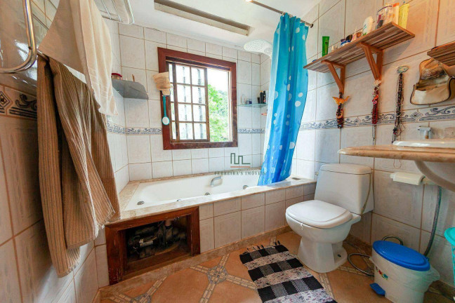 Imagem Casa com 4 Quartos à Venda, 220 m² em Itaipu - Niterói