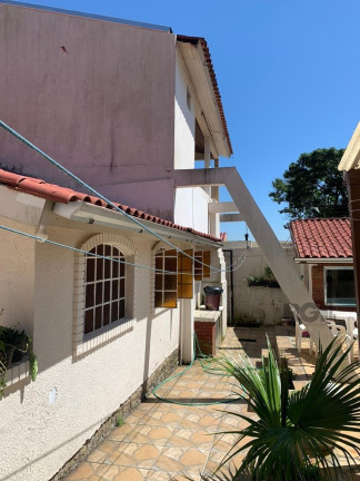 Imagem Casa com 4 Quartos à Venda, em Santa Tereza - Porto Alegre Imagem Casa com 4 Quartos à Venda, em Santa Tereza - Porto Alegre