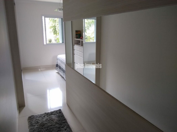 Imagem Casa com 4 Quartos à Venda, 242 m² em Jardim Prudência - São Paulo Imagem Casa com 4 Quartos à Venda, 242 m² em Jardim Prudência - São Paulo